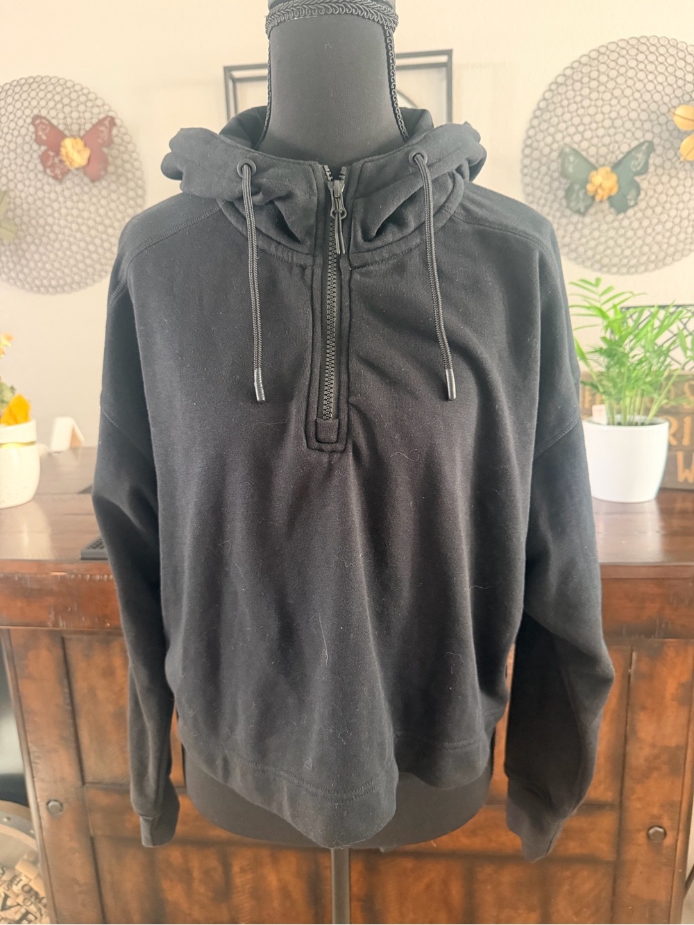Fastpitch Softball Black Half-Zip Cropped Hoodie